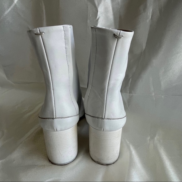 ❗️SOLD❗️Maison Martin Margiela white leather tabi boots - Picture 2 of 4